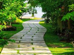 Swan View WA 6056 meandering path